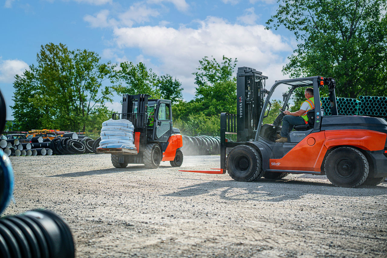 What is an Integrated Electric Pneumatic Forklift?